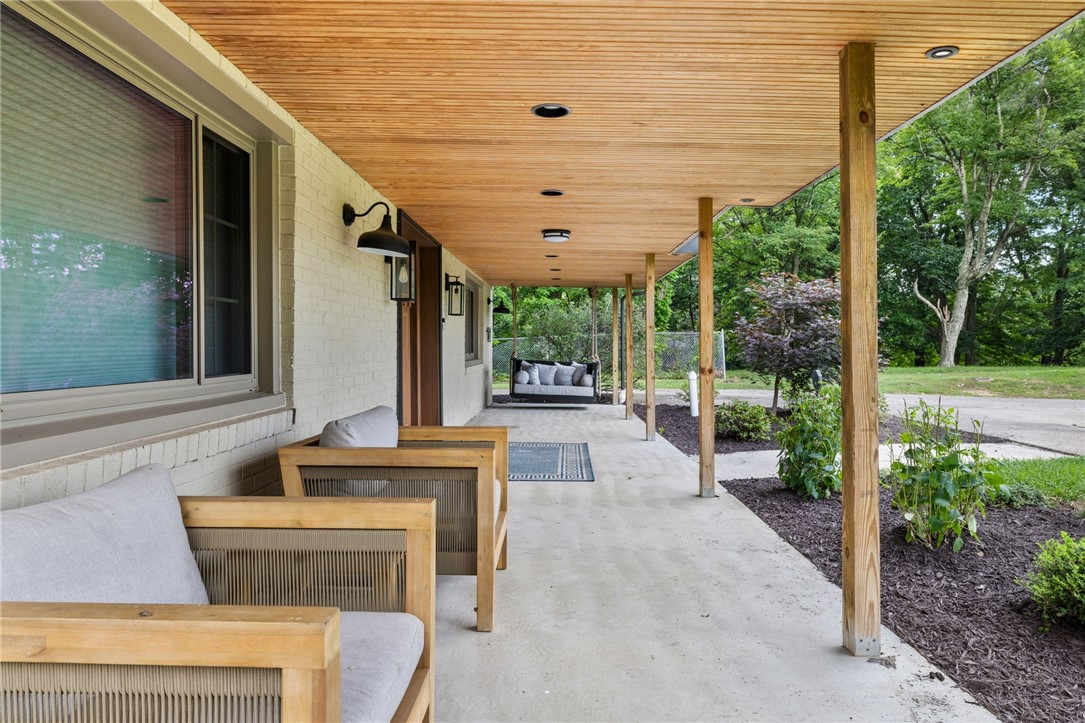 Moon/Crescent Twp, Pennsylvania 15108, United States, 4 Bedrooms Bedrooms, ,5 BathroomsBathrooms,Residential,Active,193537