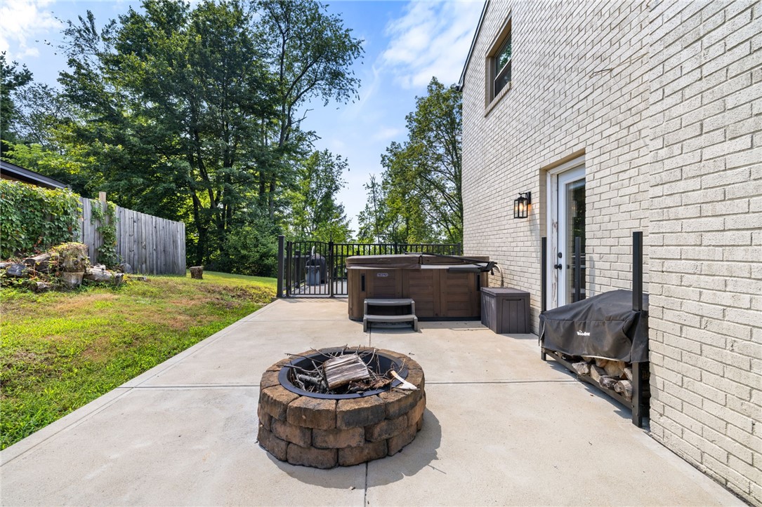 Moon/Crescent Twp, Pennsylvania 15108, United States, 4 Bedrooms Bedrooms, ,5 BathroomsBathrooms,Residential,Active,193537