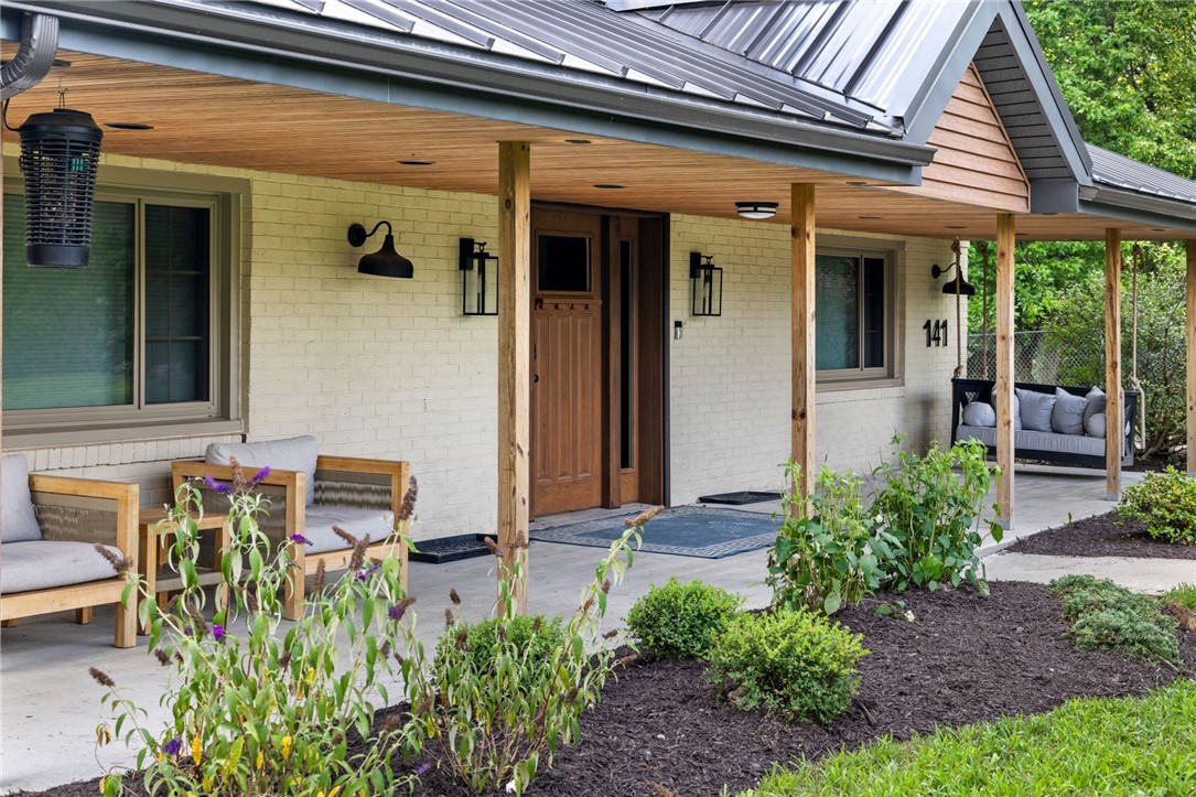 Moon/Crescent Twp, Pennsylvania 15108, United States, 4 Bedrooms Bedrooms, ,5 BathroomsBathrooms,Residential,Active,193537