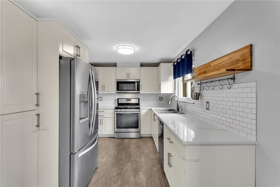 611 Blueberry Rd Rd, Monroeville, Pennsylvania image 11