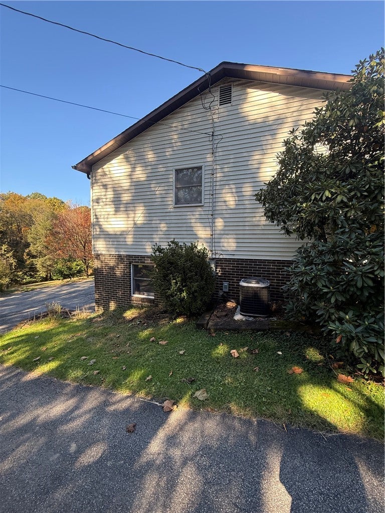 304 Kurt St