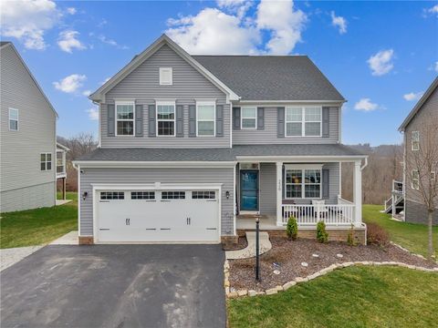 Photo of 226 Regency Dr, Eighty Four, PA 15330 (MLS # 1743353)