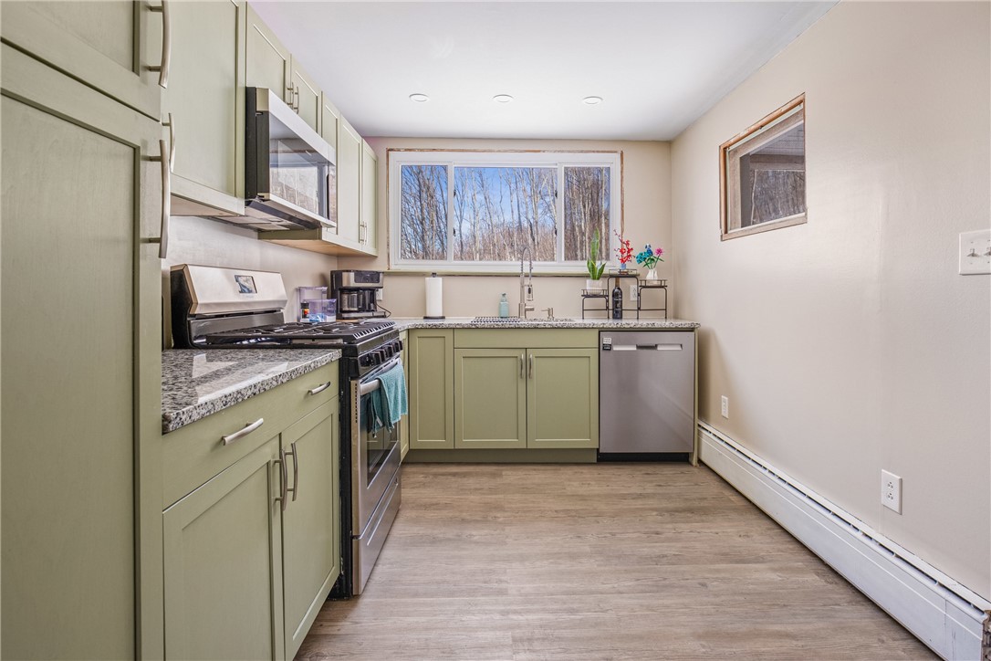 Johnstown, Pennsylvania 15909, United States, 3 Bedrooms Bedrooms, ,1 BathroomBathrooms,Residential,Contingent,78806