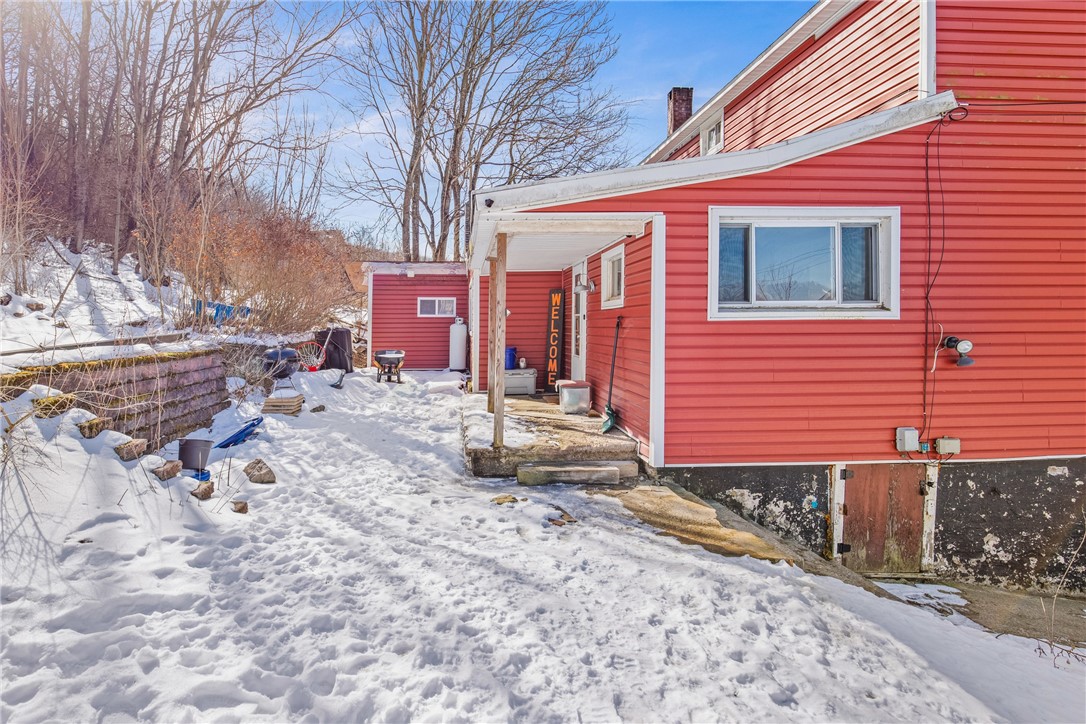 Johnstown, Pennsylvania 15909, United States, 3 Bedrooms Bedrooms, ,1 BathroomBathrooms,Residential,Contingent,78806