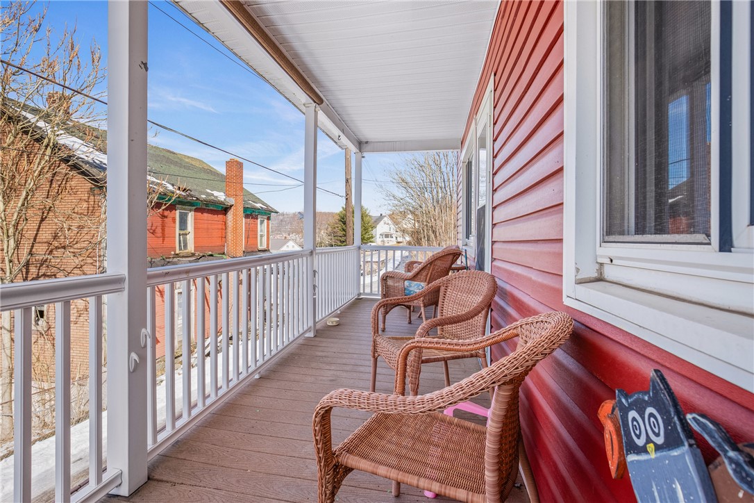 Johnstown, Pennsylvania 15909, United States, 3 Bedrooms Bedrooms, ,1 BathroomBathrooms,Residential,Contingent,78806