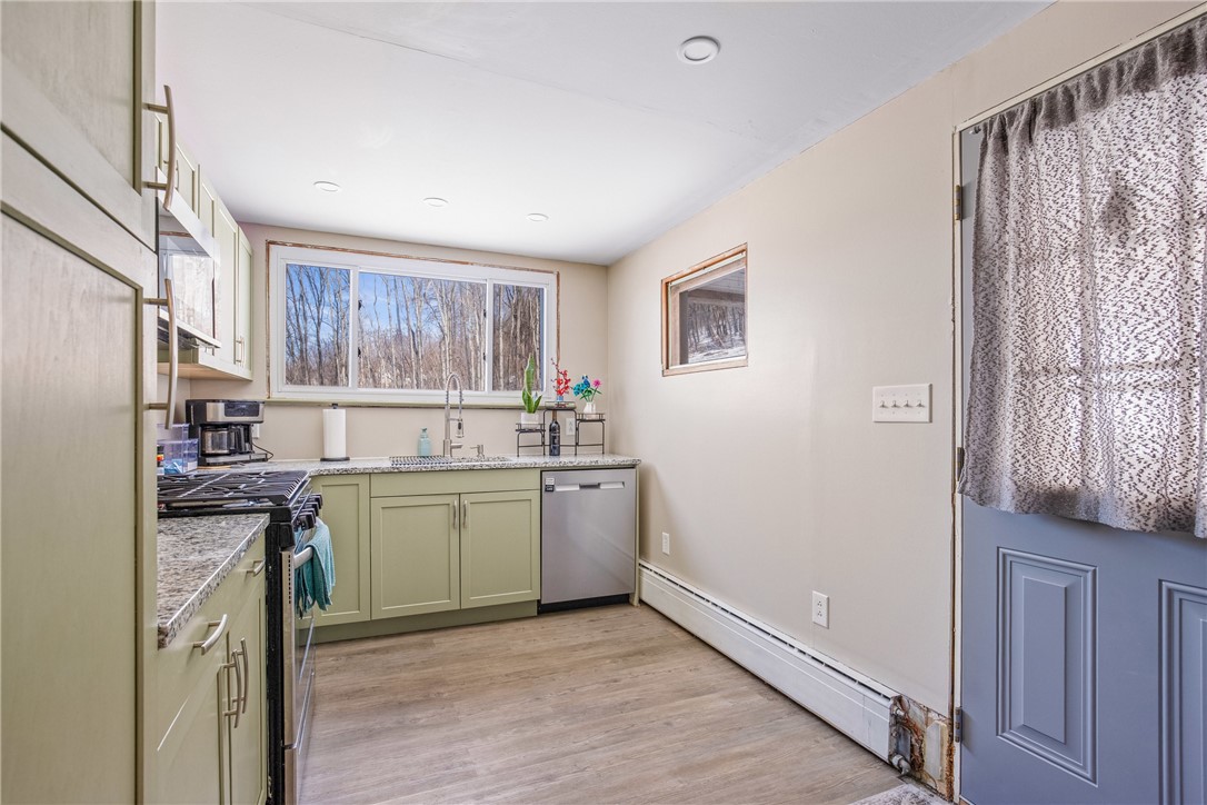 Johnstown, Pennsylvania 15909, United States, 3 Bedrooms Bedrooms, ,1 BathroomBathrooms,Residential,Contingent,78806