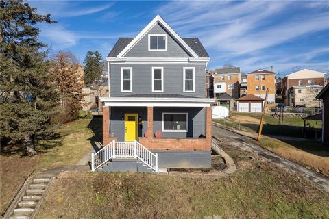 Photo of 127 E Woodford Ave, Pittsburgh, PA 15210 (MLS # 1736512)