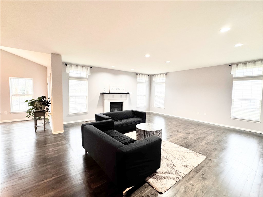 1418 N Shevlin