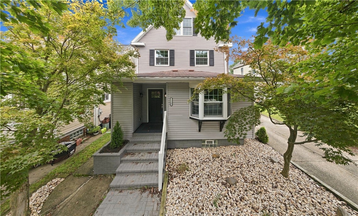 1112 Montana Ave