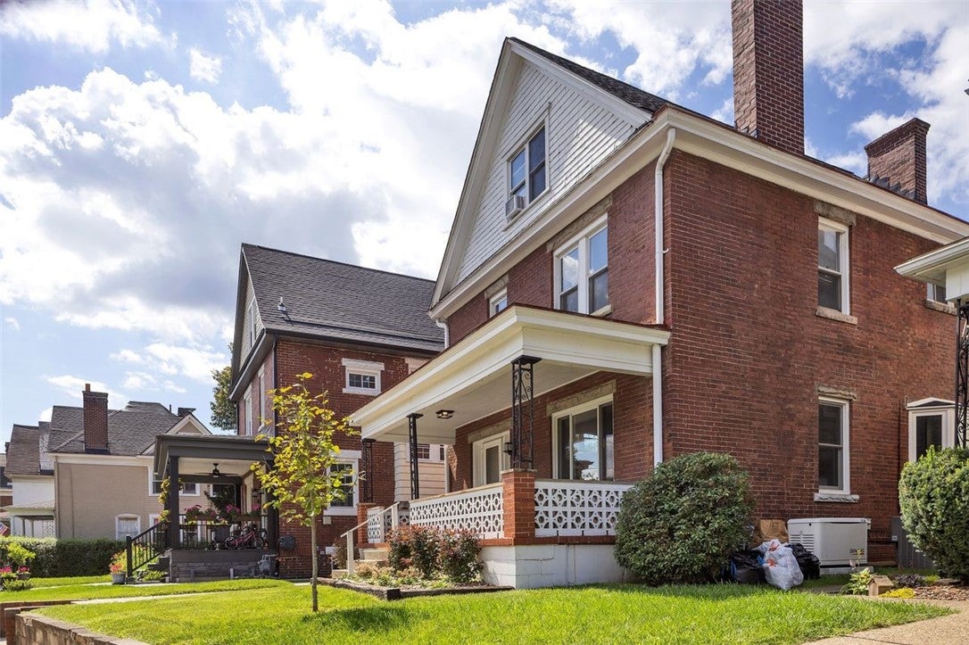 707 Nevin Ave