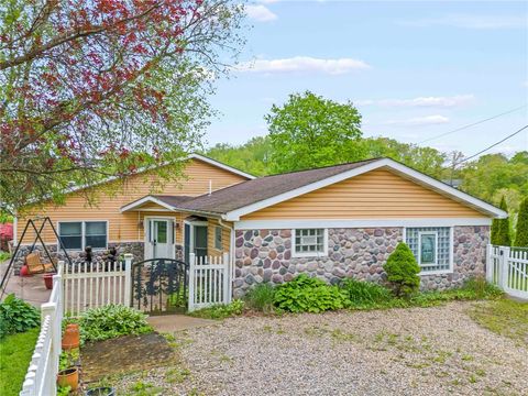 128 Evergreen Dr Peters Twp PA 15317