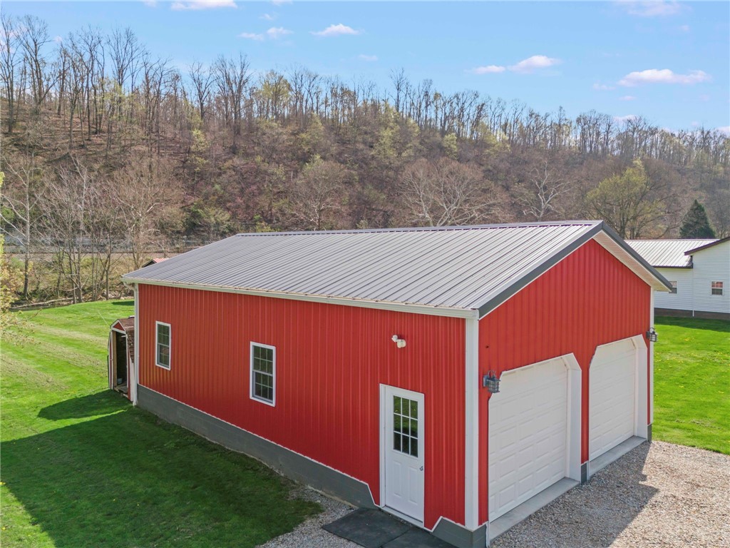 87 Greene St, Clarksville, Pennsylvania image 3