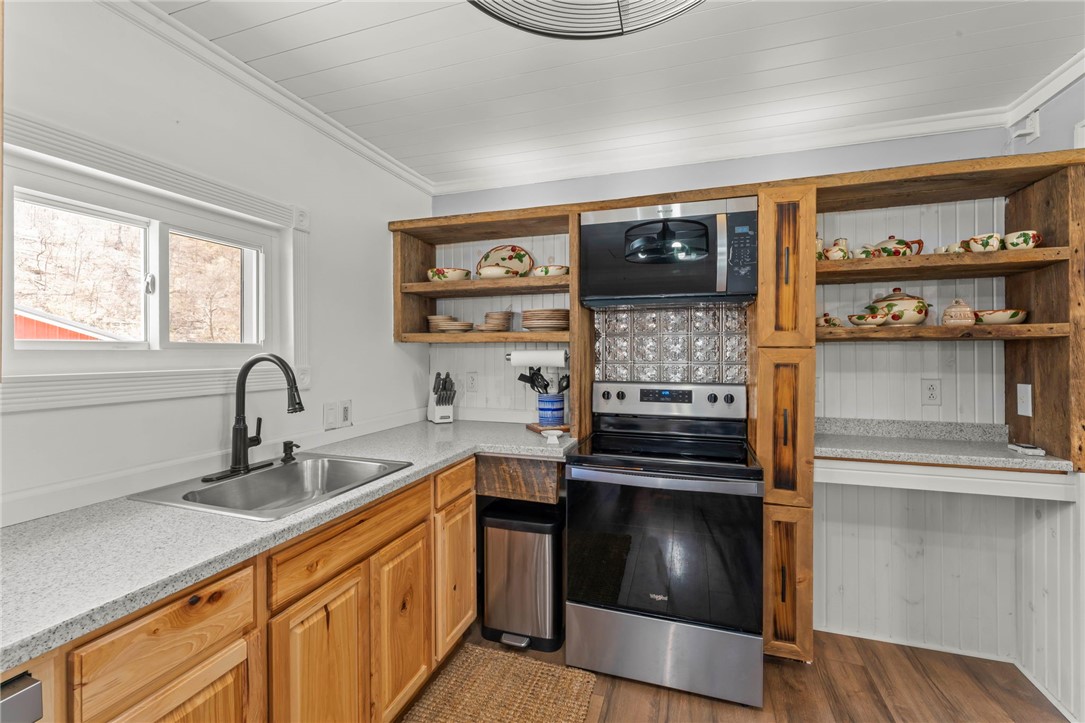 87 Greene St, Clarksville, Pennsylvania image 14