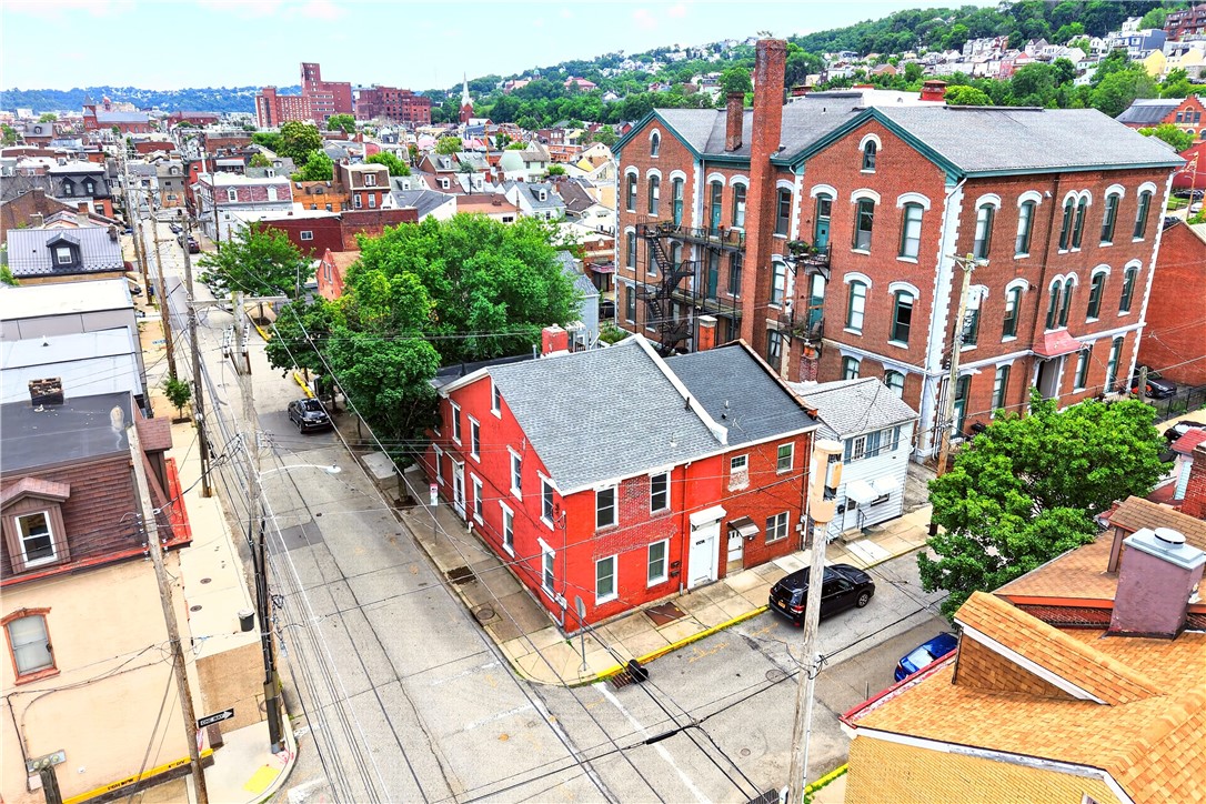 73 S 14th St