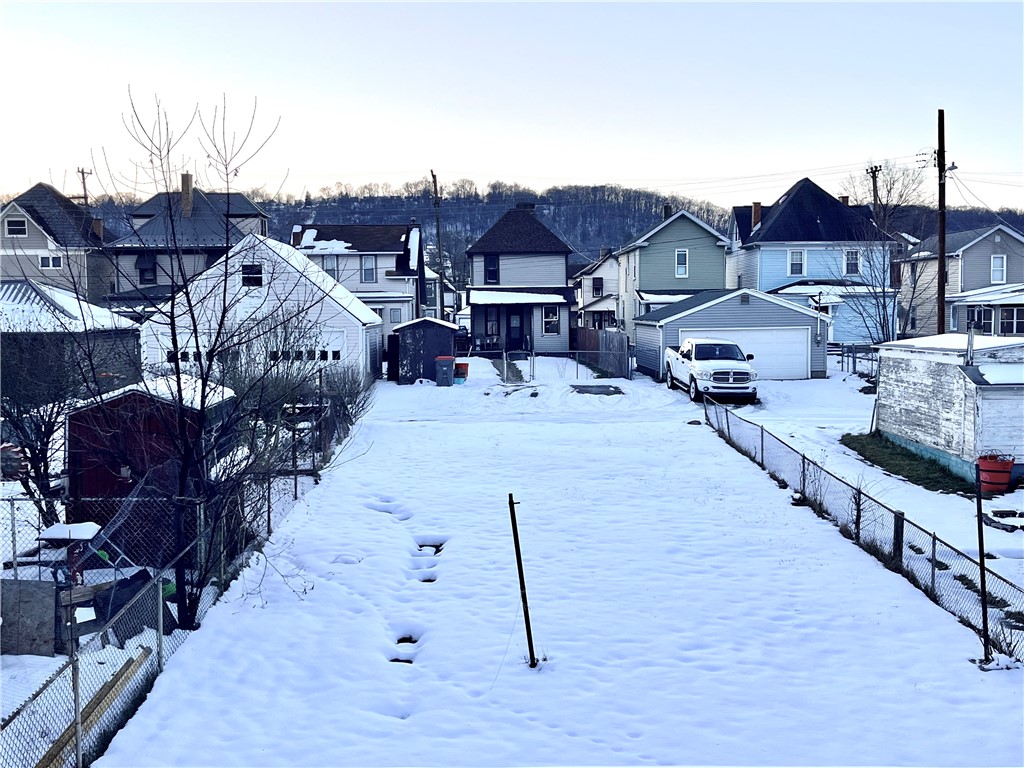 Beaver Falls, Pennsylvania 15010, United States, 2 Bedrooms Bedrooms, ,1 BathroomBathrooms,Residential,Active,16045