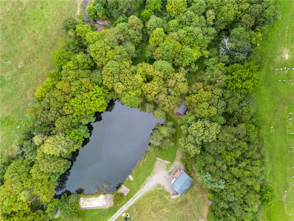 Salisbury, Pennsylvania 15558, United States, 1 Bedroom Bedrooms, ,2 BathroomsBathrooms,Residential,Active,197971