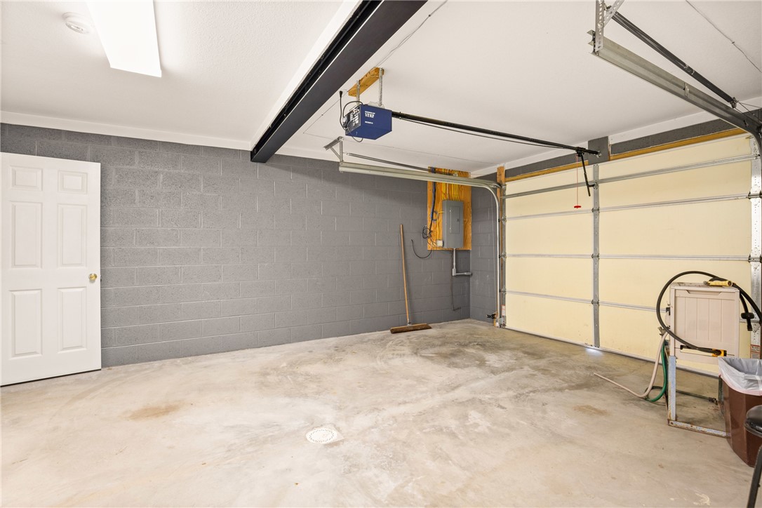 Salisbury, Pennsylvania 15558, United States, 1 Bedroom Bedrooms, ,2 BathroomsBathrooms,Residential,Active,197971