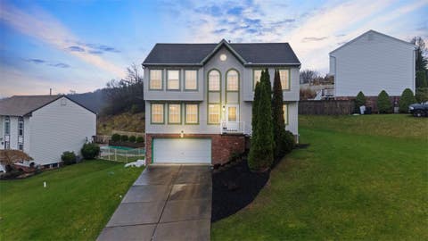 Photo for 1205 Sandstone Court E.