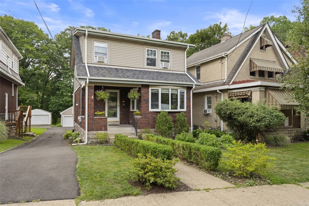 210 Ridge Ave