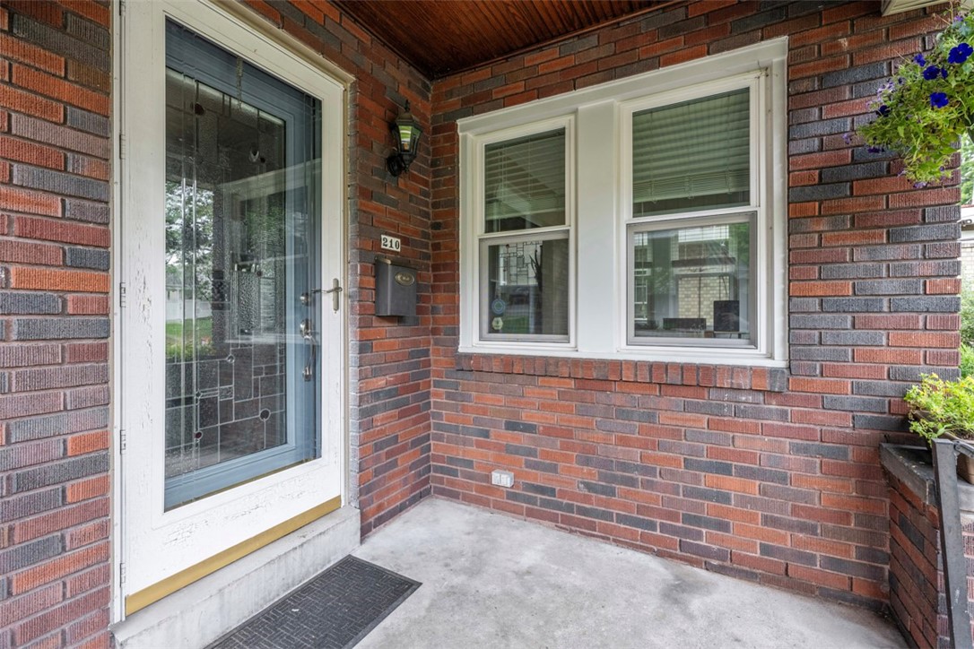 210 Ridge Ave