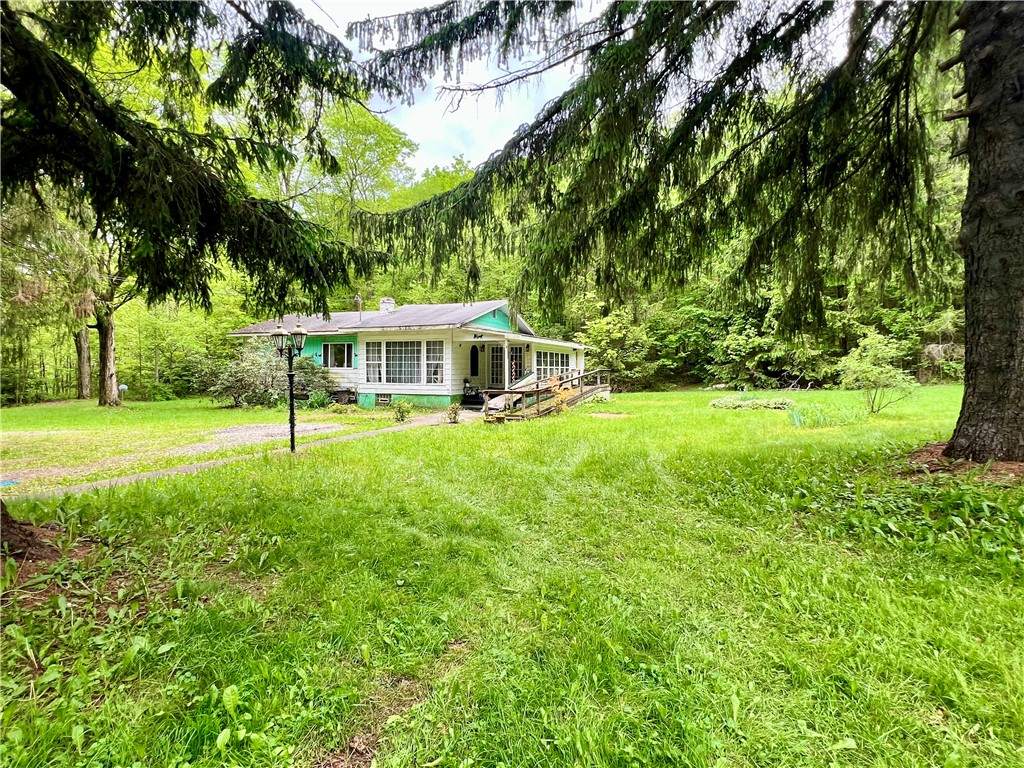 192 Hawkins Hollow Road Rd, Connellsville, Pennsylvania image 1
