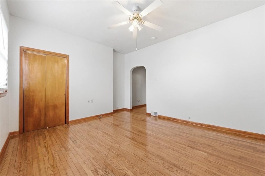 168 S 16th