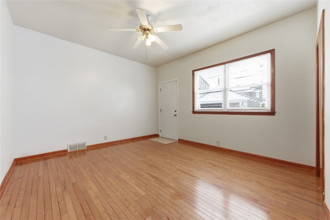 168 S 16th