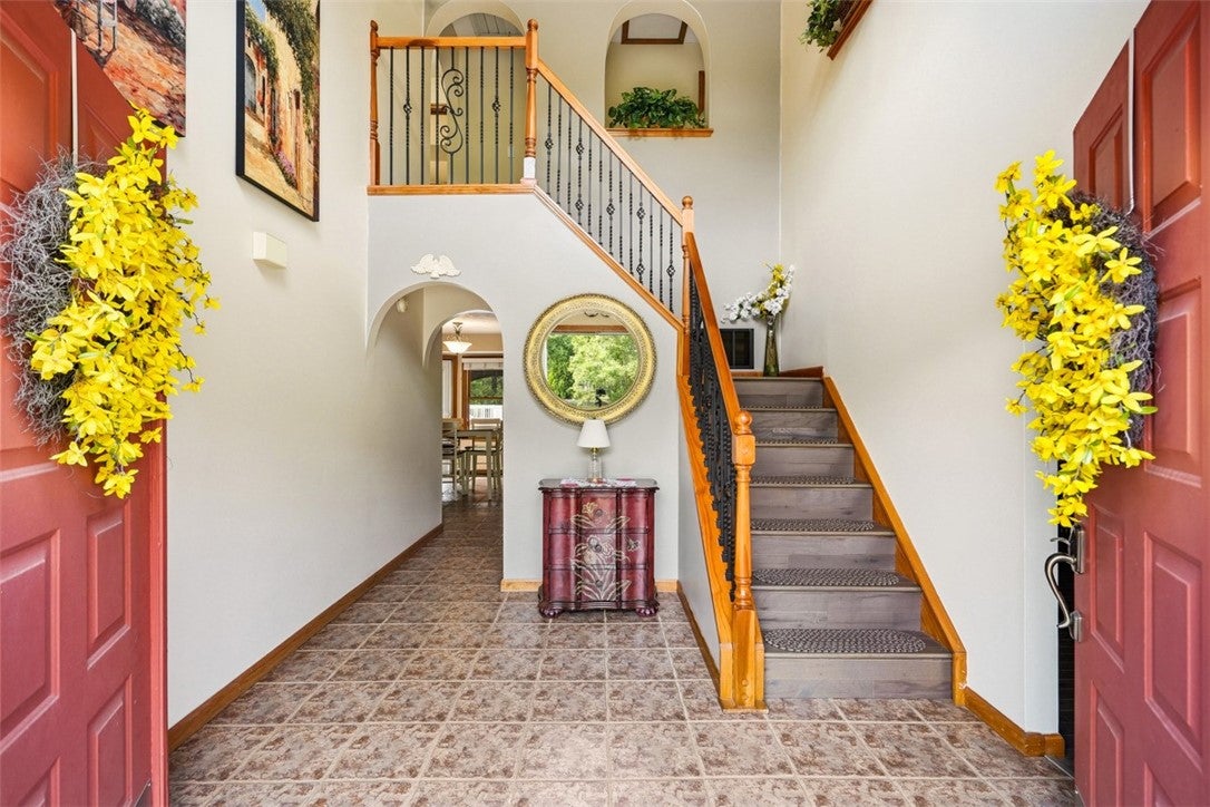 151 Woodbine Dr