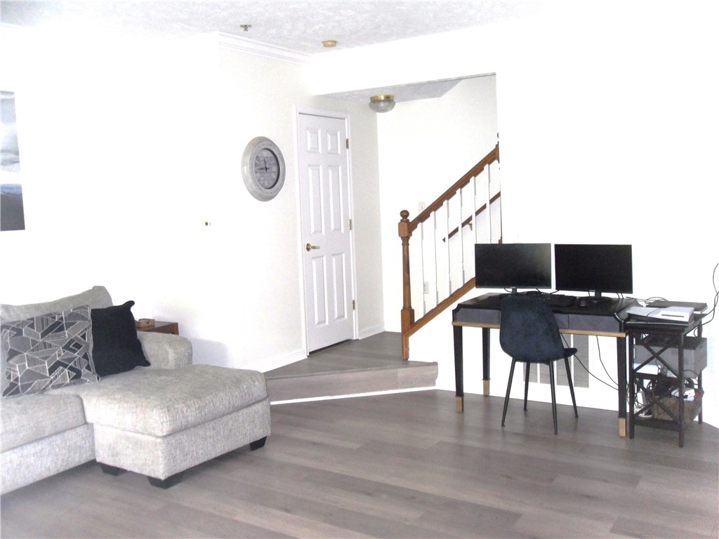 707 Sonie Dr