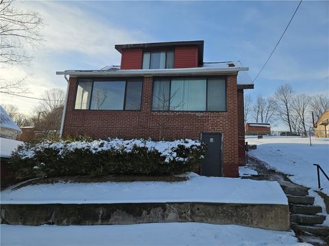 1317 Pitcairn St Tarentum PA 15084