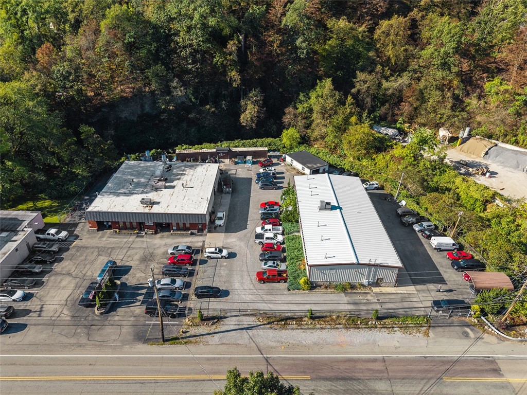 1919 Babcock Blvd