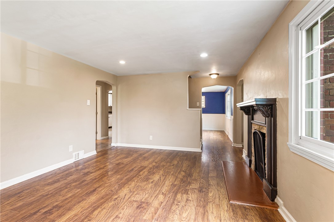 Baldwin Boro, Pennsylvania 15236, United States, 5 Bedrooms Bedrooms, ,3 BathroomsBathrooms,Residential,Contingent,137255