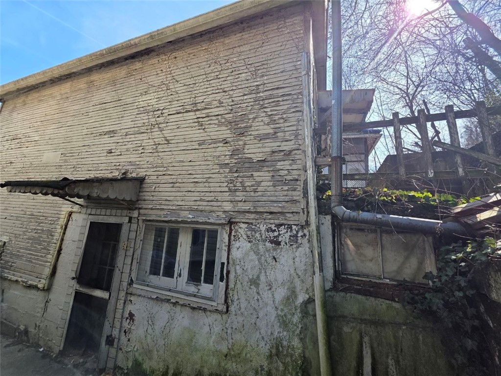 831 Prospect Ave
