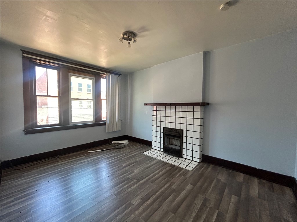 815 Broadway Avenue