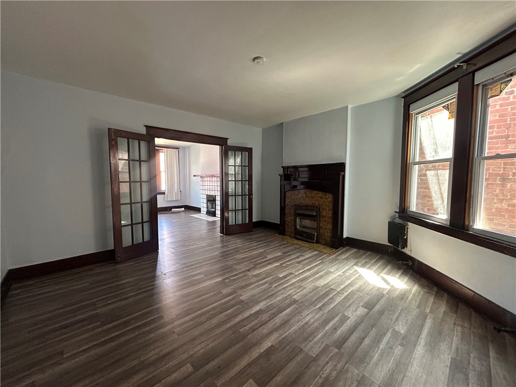 815 Broadway Avenue