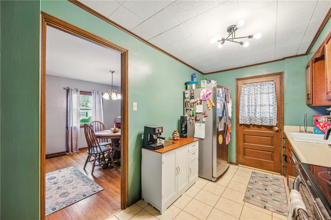 1373 Glenwood Dr Dr, Sharon, Pennsylvania image 10