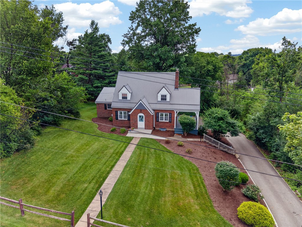 2848 Anderson Dr