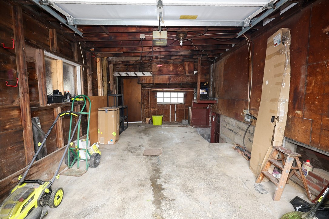 Grove City Boro, Pennsylvania 16127, United States, 3 Bedrooms Bedrooms, ,2 BathroomsBathrooms,Residential,Active,148438