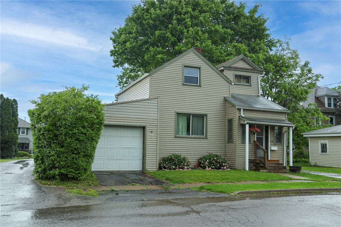 Grove City Boro, Pennsylvania 16127, United States, 3 Bedrooms Bedrooms, ,2 BathroomsBathrooms,Residential,Active,148438