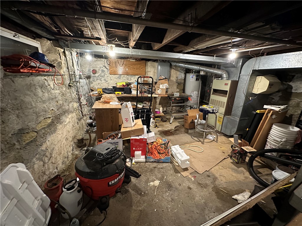 Troy Hill, Pennsylvania 15212, United States, 2 Bedrooms Bedrooms, ,1 BathroomBathrooms,Residential,Pending,129797