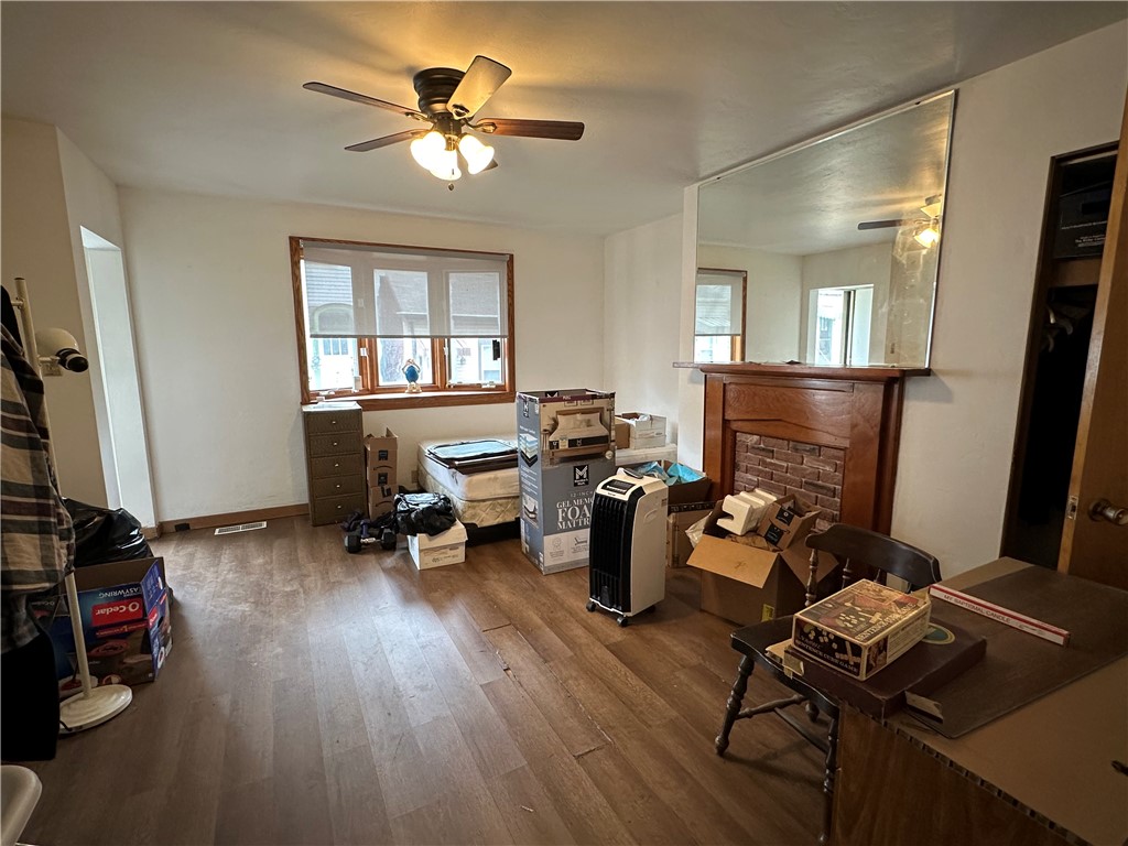 Troy Hill, Pennsylvania 15212, United States, 2 Bedrooms Bedrooms, ,1 BathroomBathrooms,Residential,Pending,129797