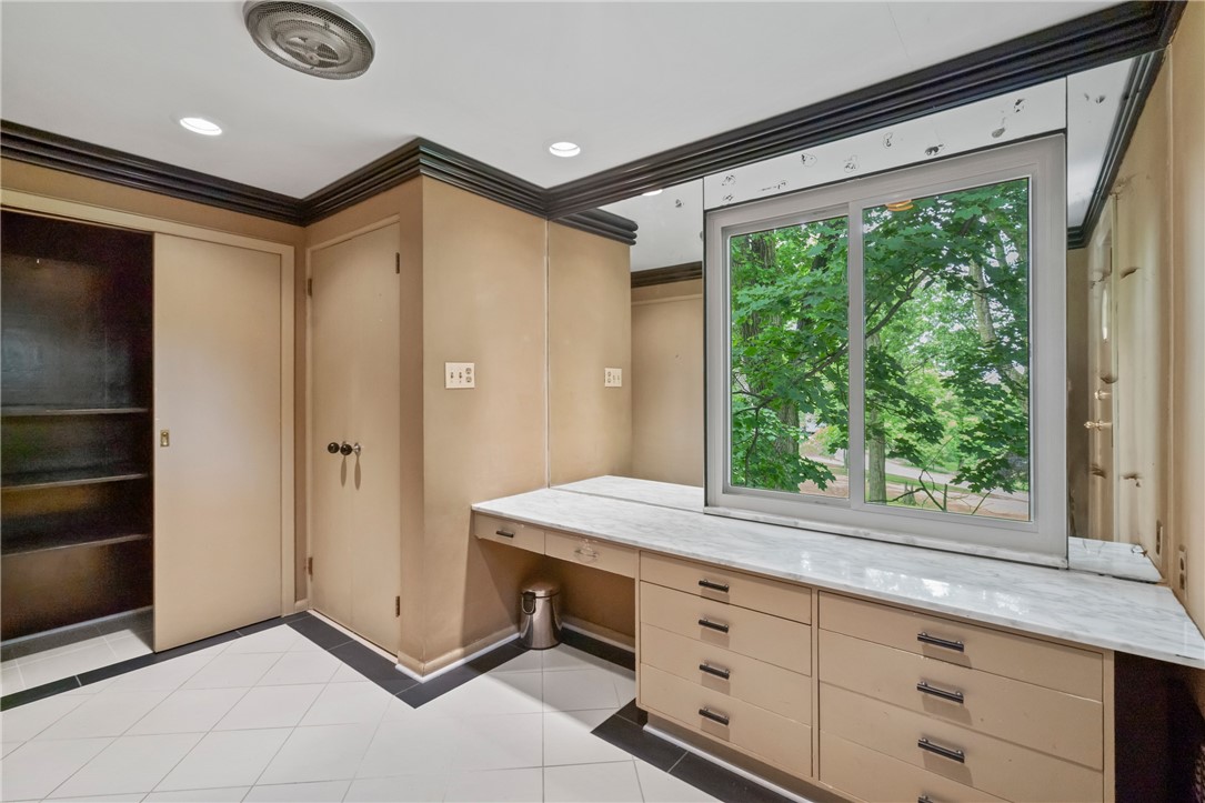 Squirrel Hill, Pennsylvania 15217, United States, 4 Bedrooms Bedrooms, ,4 BathroomsBathrooms,Residential,Active,155805