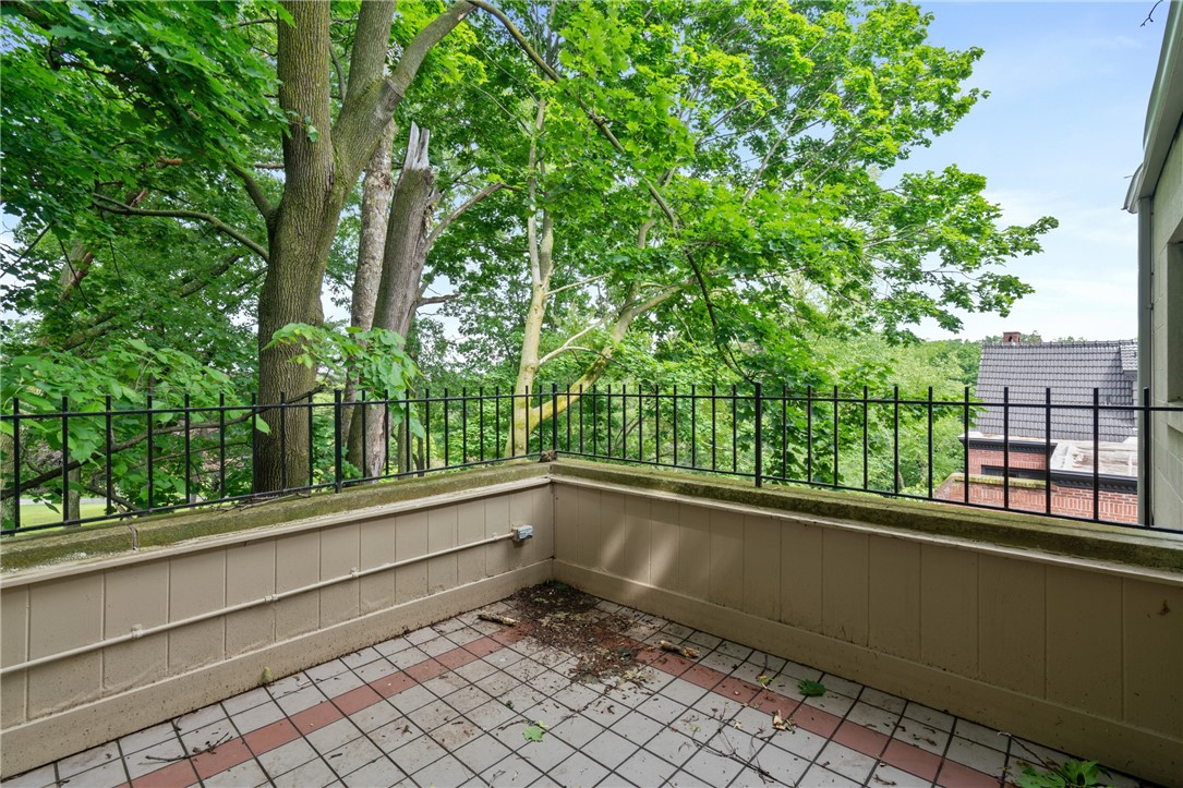 Squirrel Hill, Pennsylvania 15217, United States, 4 Bedrooms Bedrooms, ,4 BathroomsBathrooms,Residential,Active,155805