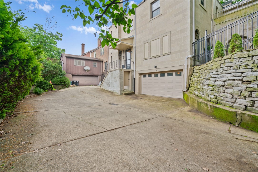 Squirrel Hill, Pennsylvania 15217, United States, 4 Bedrooms Bedrooms, ,4 BathroomsBathrooms,Residential,Active,155805