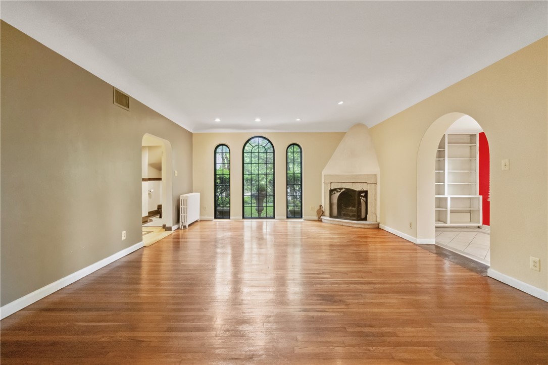 Squirrel Hill, Pennsylvania 15217, United States, 4 Bedrooms Bedrooms, ,4 BathroomsBathrooms,Residential,Active,155805