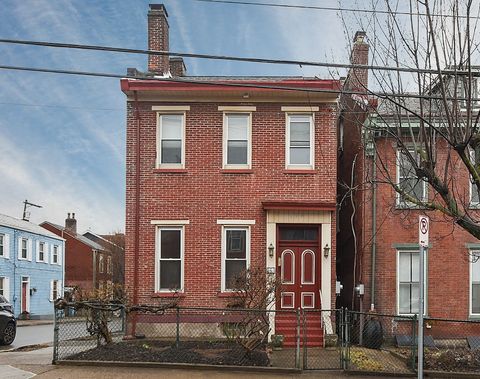 Photo of 164 44th St, Pittsburgh, PA 15201 (MLS # 1742496)