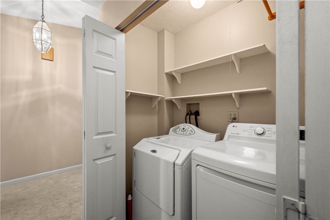 Amwell, Pennsylvania 15301, United States, 3 Bedrooms Bedrooms, ,3 BathroomsBathrooms,Residential,Pending,17973