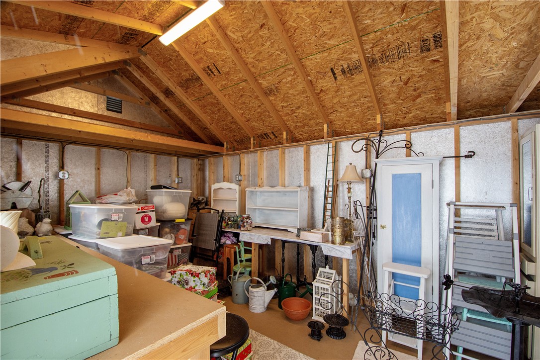 Amwell, Pennsylvania 15301, United States, 3 Bedrooms Bedrooms, ,3 BathroomsBathrooms,Residential,Pending,17973