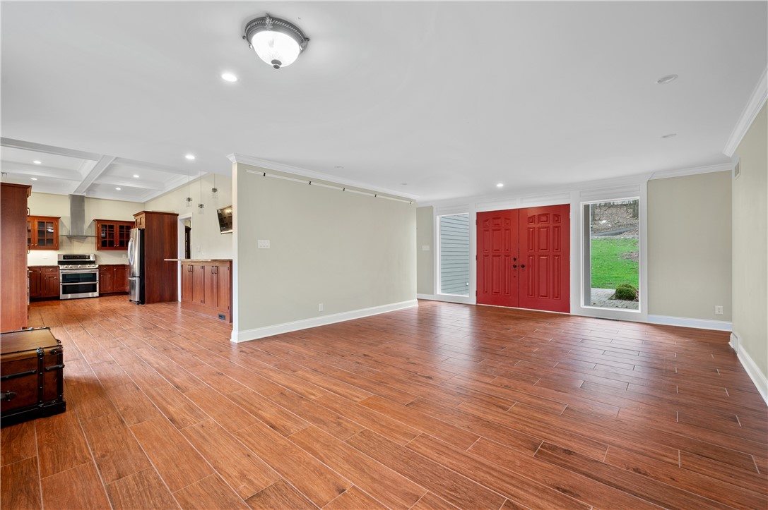 136 Wiegand Dr