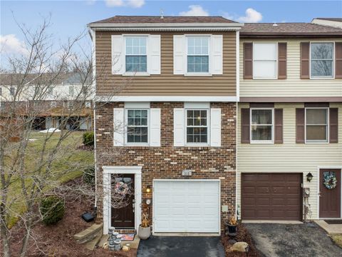 Photo of 312 Shady Ridge Dr, Monroeville, PA 15146 (MLS # 1740510)